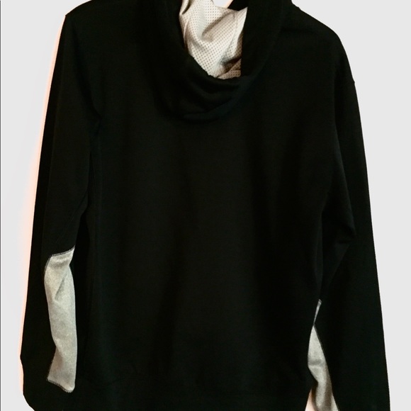 🛑SOLD🛑 black/gray therma fit sweater hoodie - Picture 3 of 5